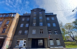Bruņinieku 121a - Изображение